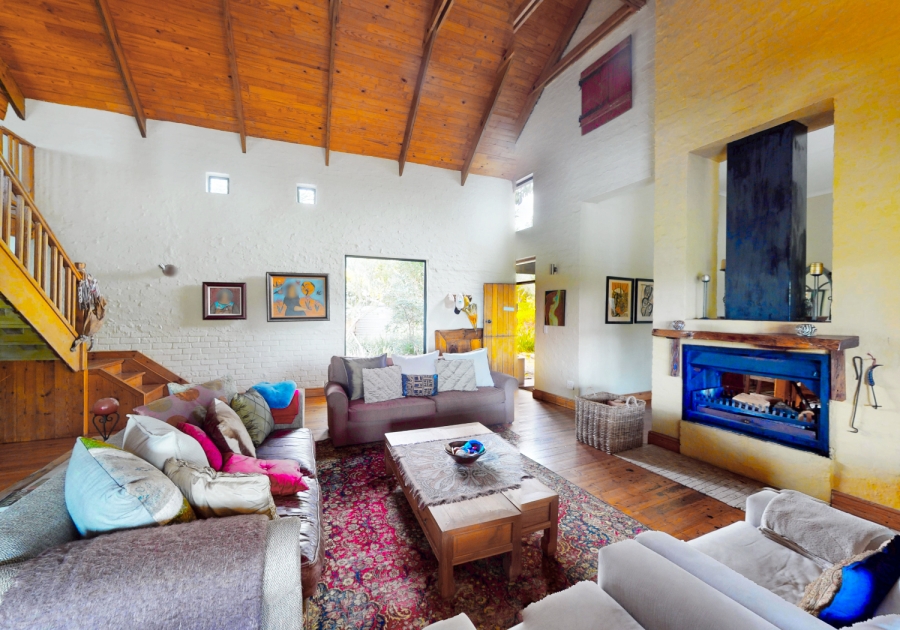 To Let 5 Bedroom Property for Rent in Rheenendal Western Cape